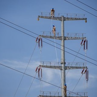 缺电困局何解？低碳度夏的新布局之道